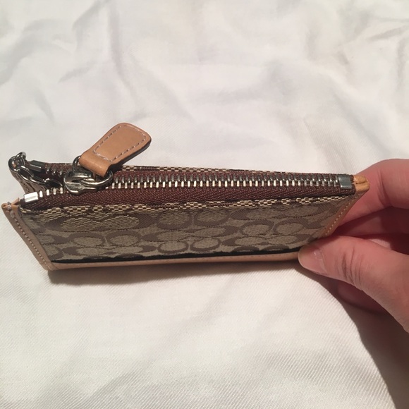 Coach change purse - Picture 4 of 4