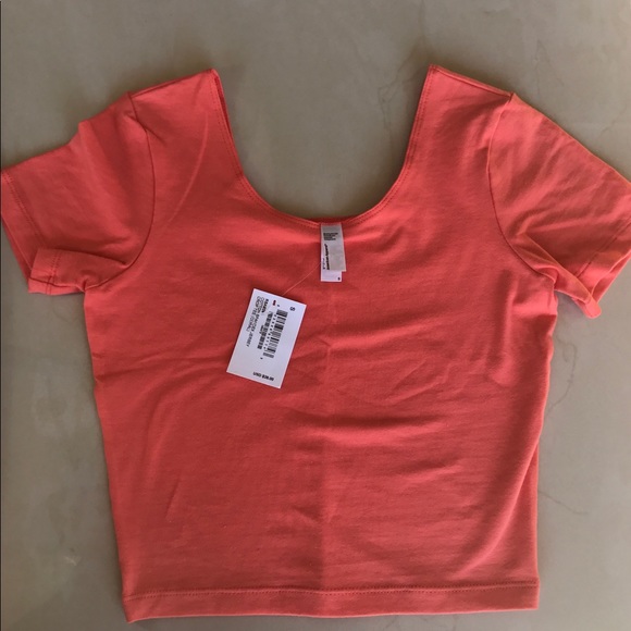 SALE‼️Basic orange crop top - Picture 2 of 4