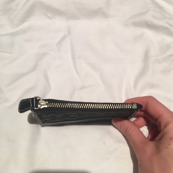 Black Coach change purse - Picture 4 of 4