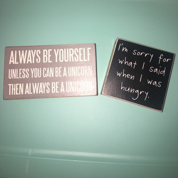 House decorations - Picture 1 of 1