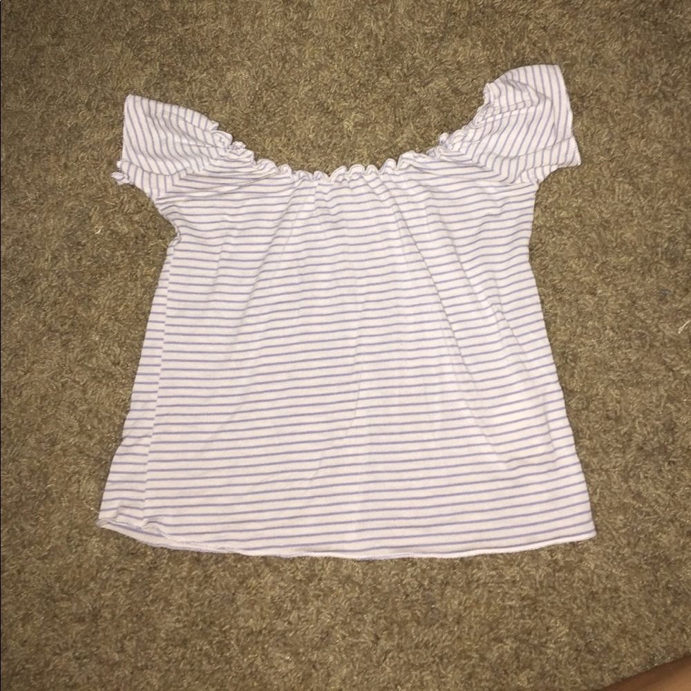 Brandy Melville off the shoulder top