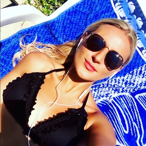 Ray-Ban Accessories - Authentic Ray Ban sunglasses 😎