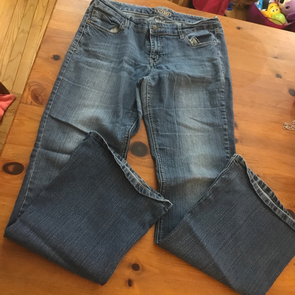 Reign Jean
