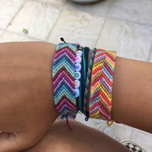 2 friendship bracelets