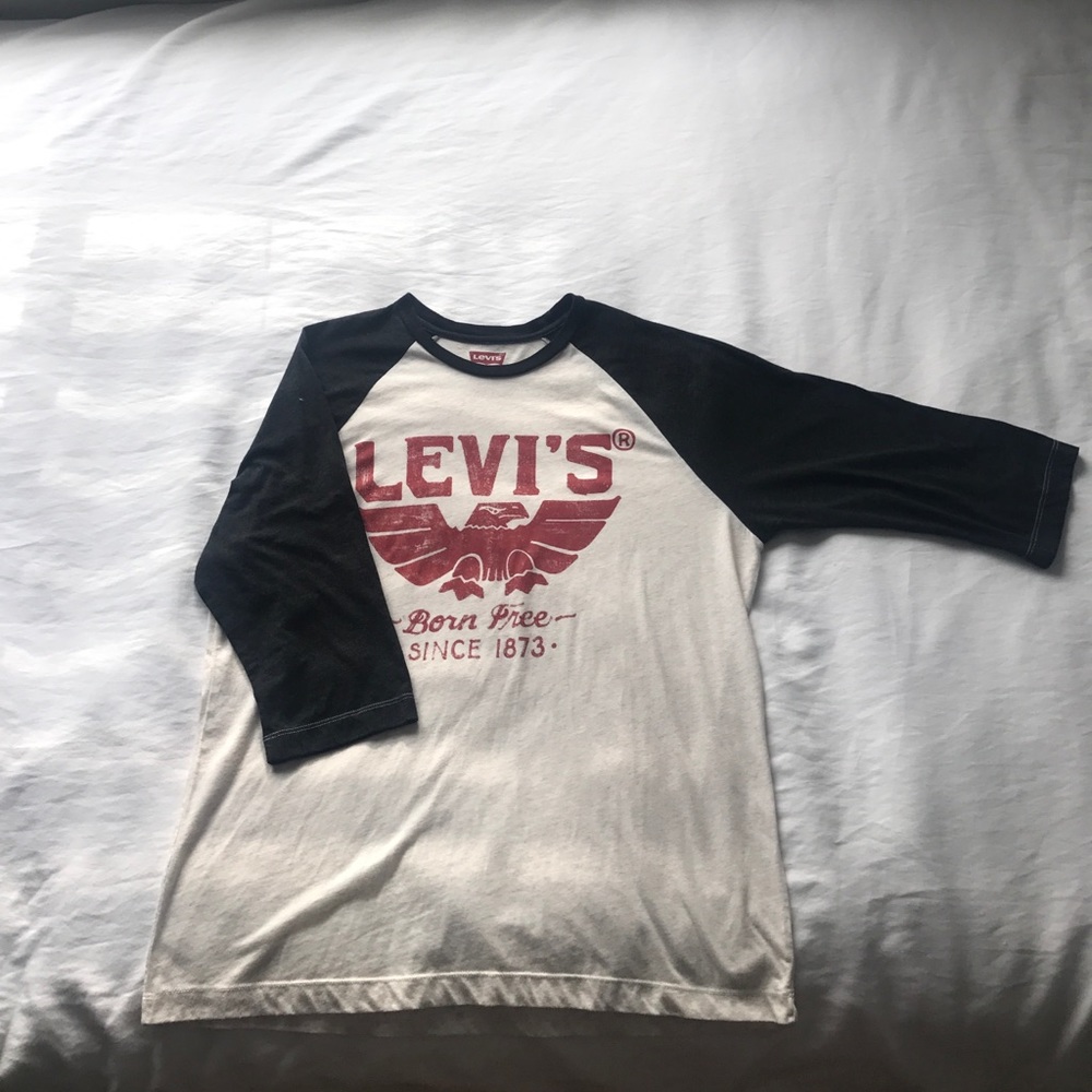Levi's off-white baseball tee