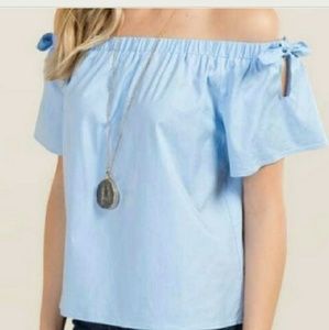 NWT!!Francesca's Off-the-shoulder Top