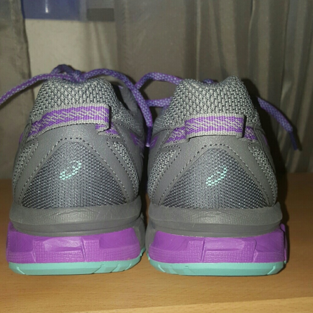 Asics - Picture 7 of 7