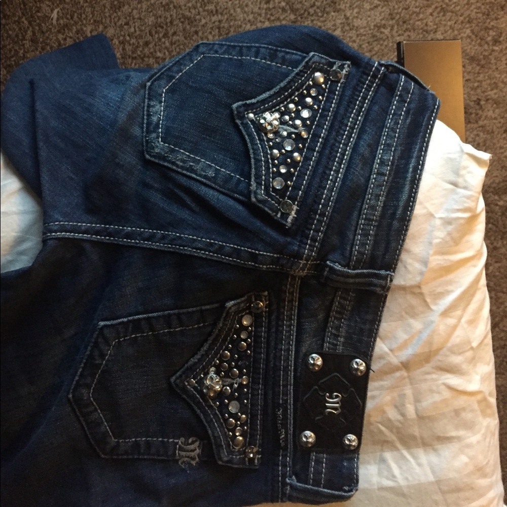 Lightly worn Miss me jeans 28x37 long inseam