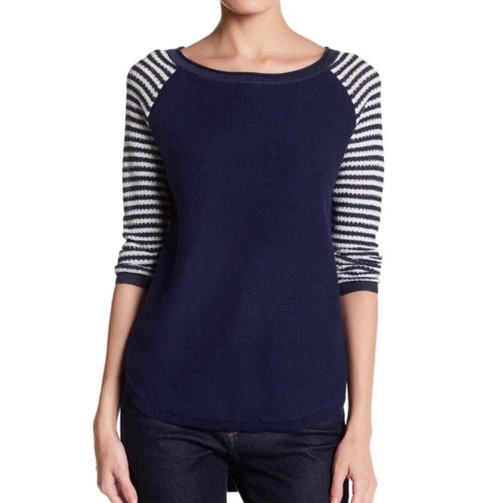 Blue curved hem cardigan