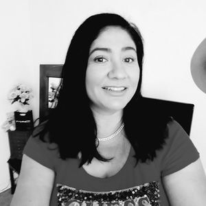 Meet your Posher, Yolanda