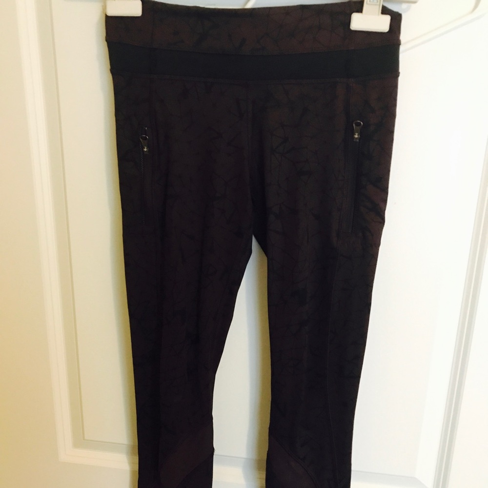 Lululemon pants. New. Size 4.
