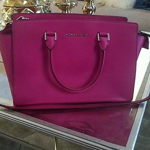 Michael Kors Large Selma Satchel *FINAL DROP*