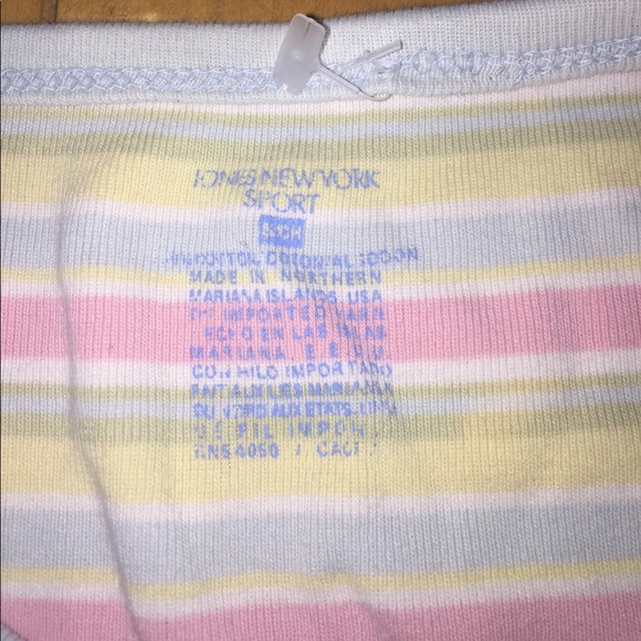 Comfy cute striped tshirt - Picture 2 of 2