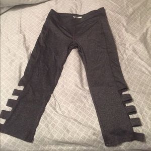 Forever 21 Capri workout leggings