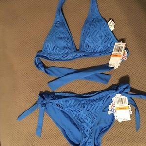 Becca by Rebecca Virtue Just a Peak Bikini SM