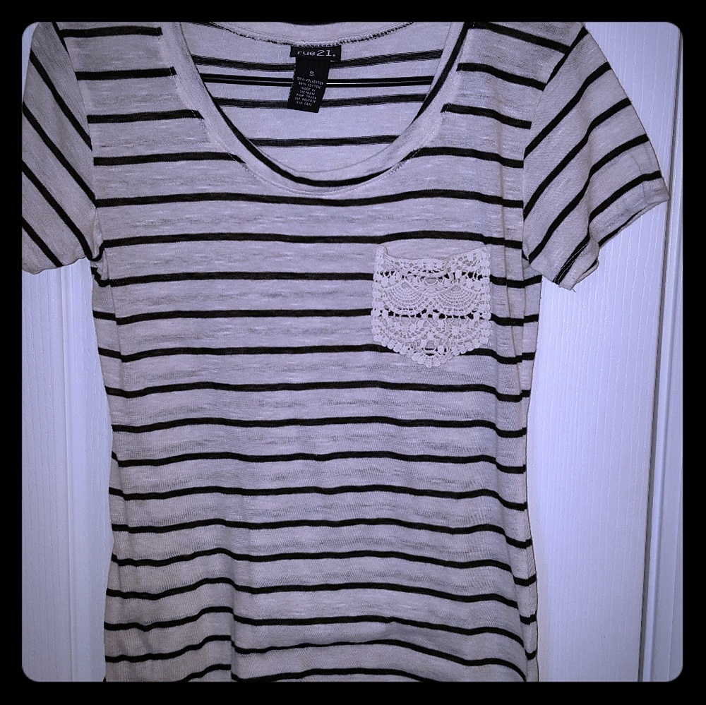 Cute Rue 21 Top