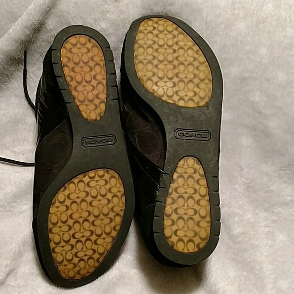 Coach Shoes - Picture 3 of 4