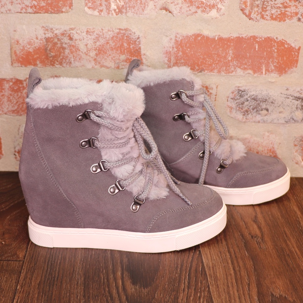 NWOB Steve Madden Fur Ankle Boot