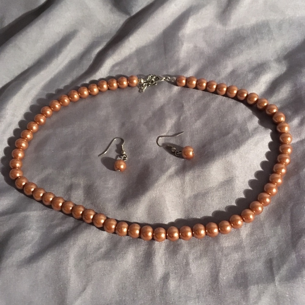 Copper Colored Pearl Set