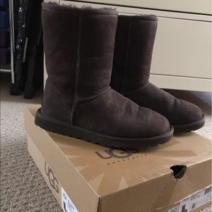 Women's Classic Short Chocolate UGG