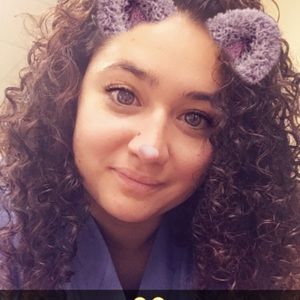 Meet your Posher, Candace