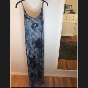 Boutique blue tie dye maxi dress. Medium.