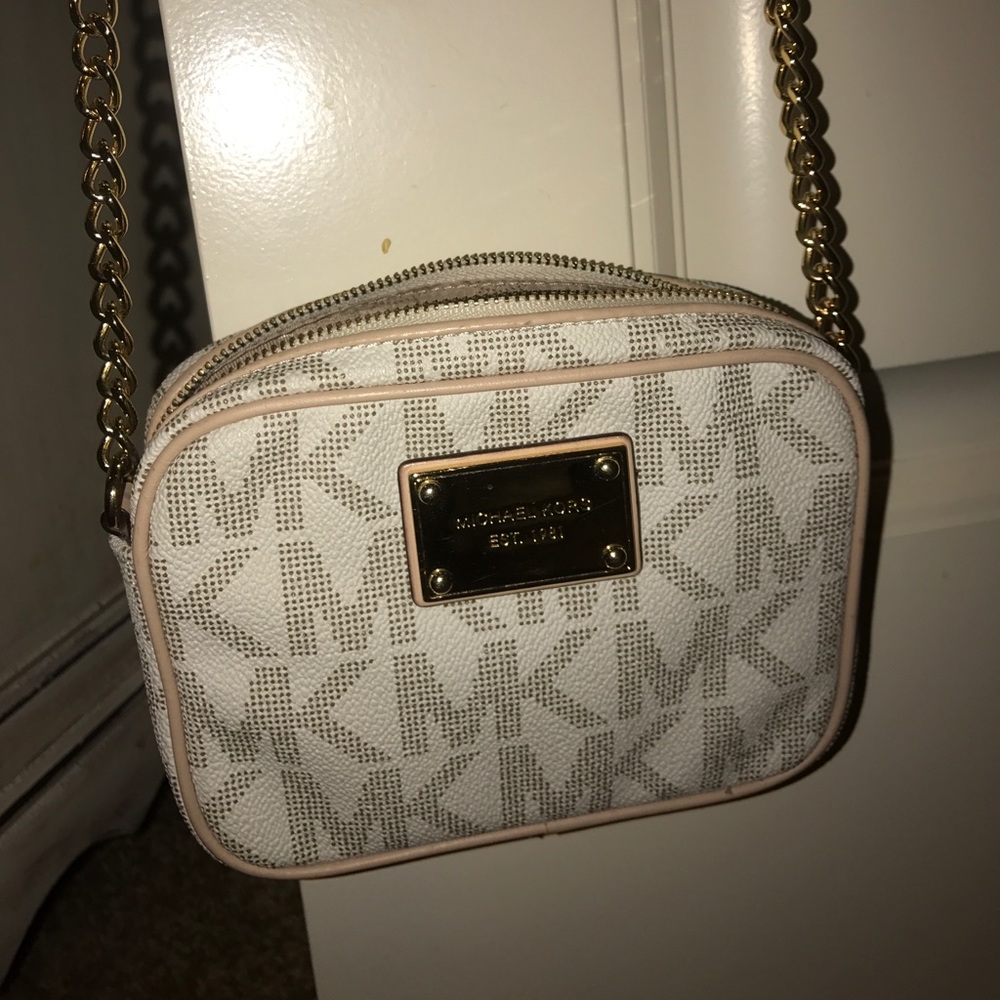 Micheal Kors Purse