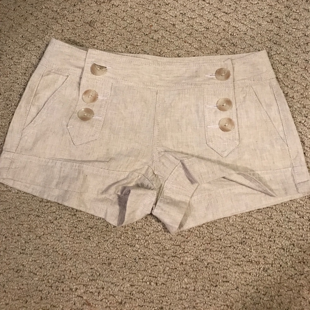 Cream express shorts