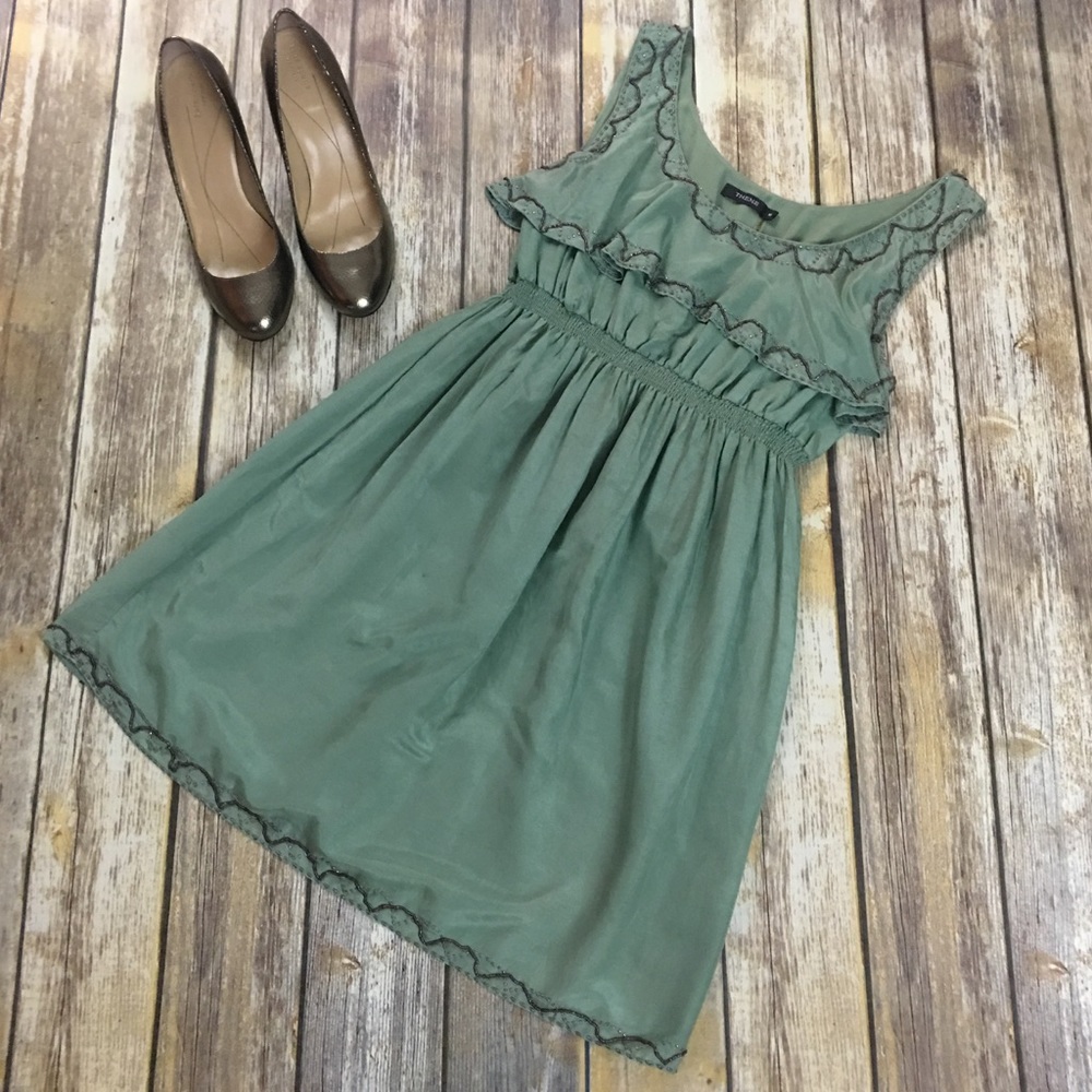 Theme Date Night Dress Size Medium