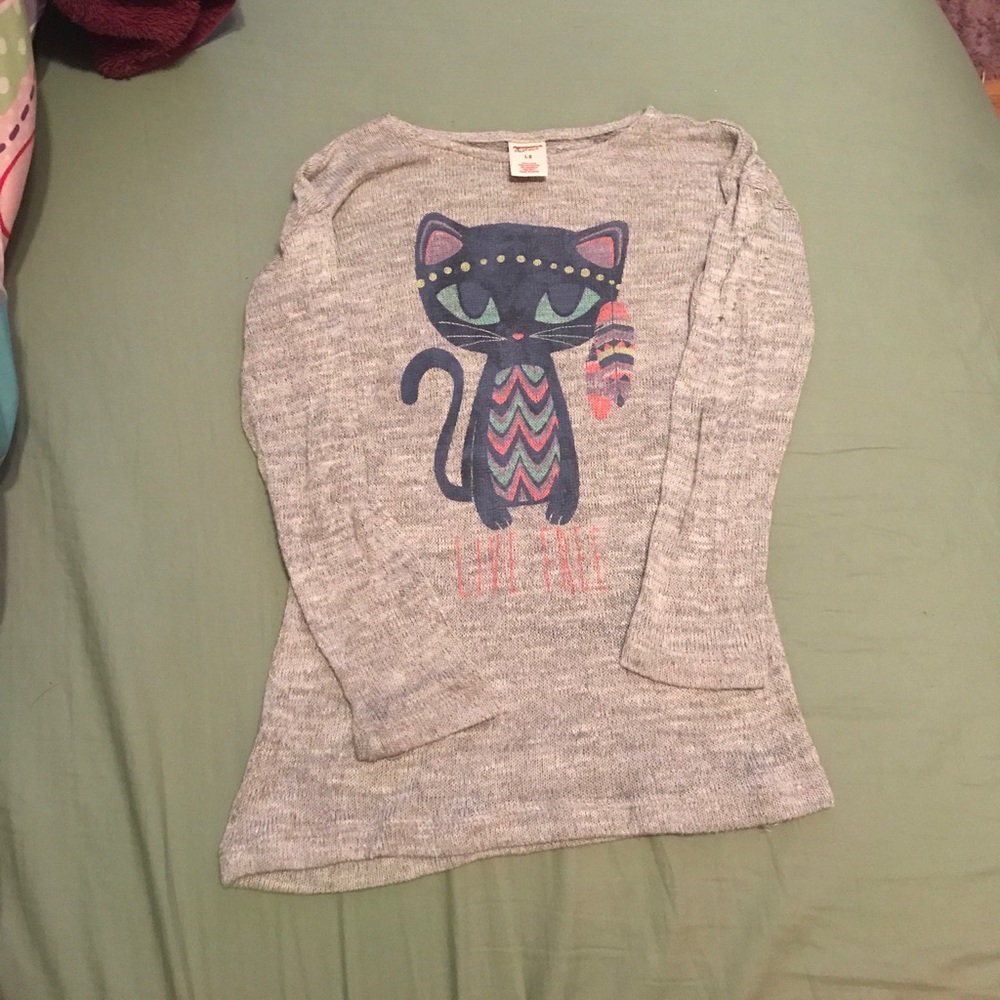 Girl's light grey cat live free shirt