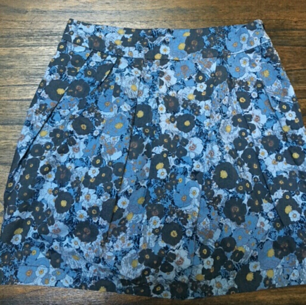 Hinge Floral Skirt