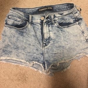 EXPRESS acid washed denim shorts