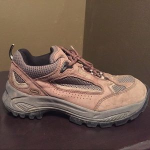 Vasque goretex waterproof hiking shoes