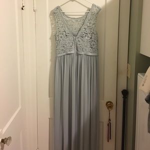 Davids Bridal bridesmaid dress - Size 14