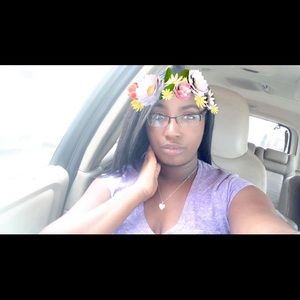 Meet your Posher, Alexus