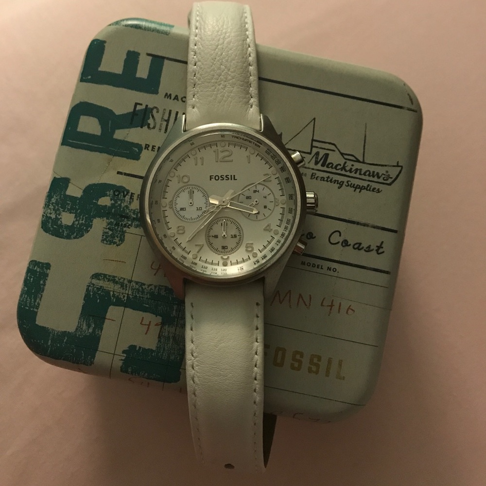 White Leather Fossil Chronograph Watch