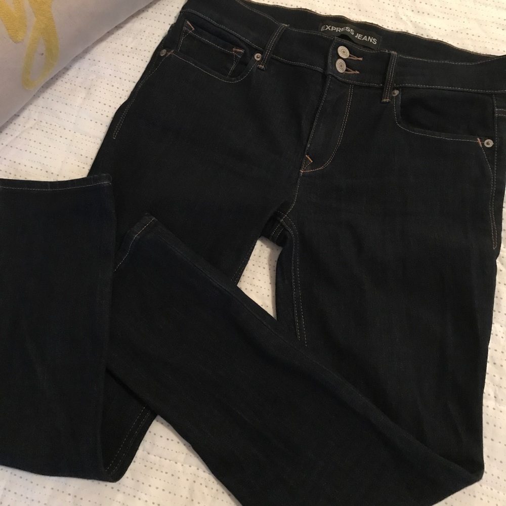 Express mid rise legging in dark wash -- sz 8