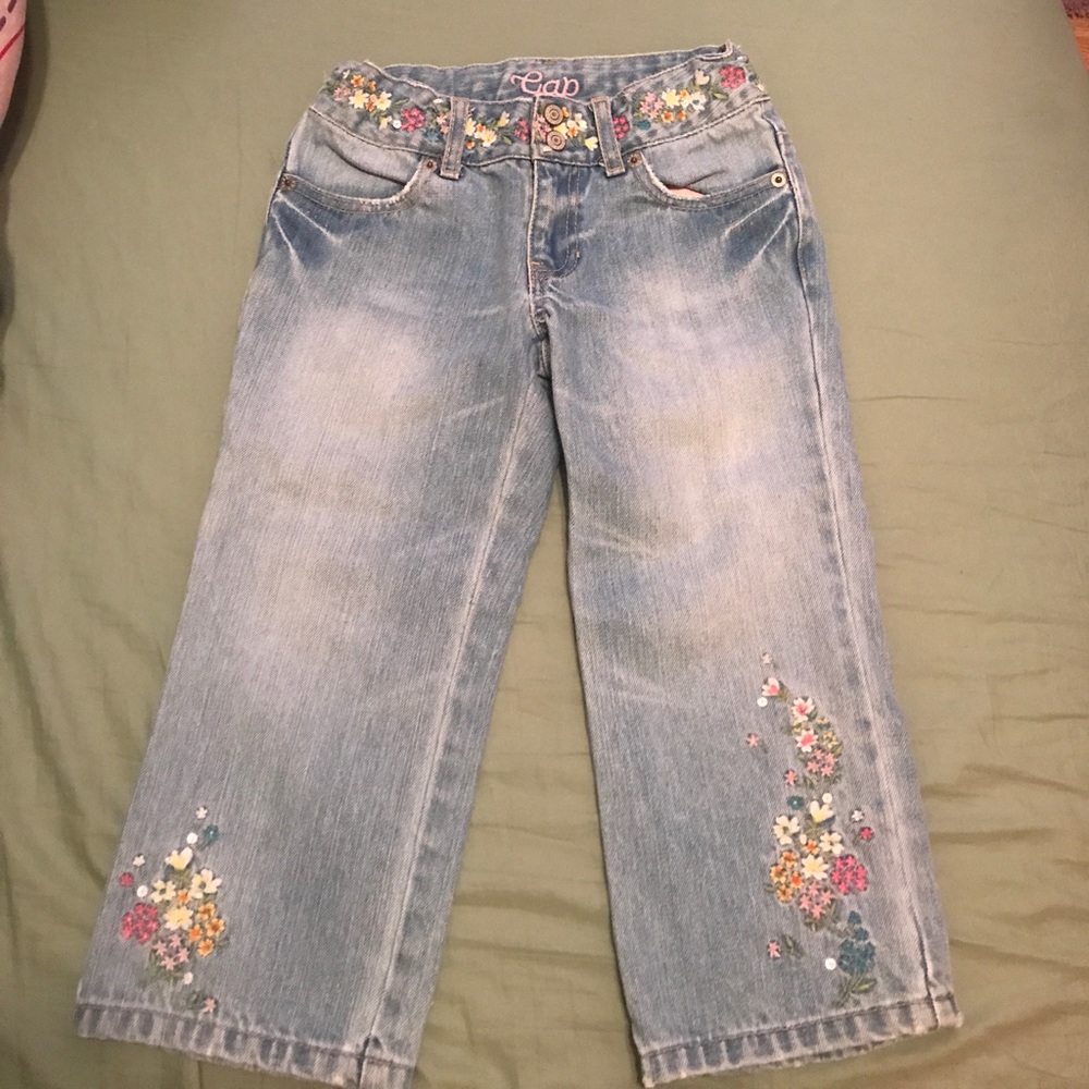 Gap floral light wash capris