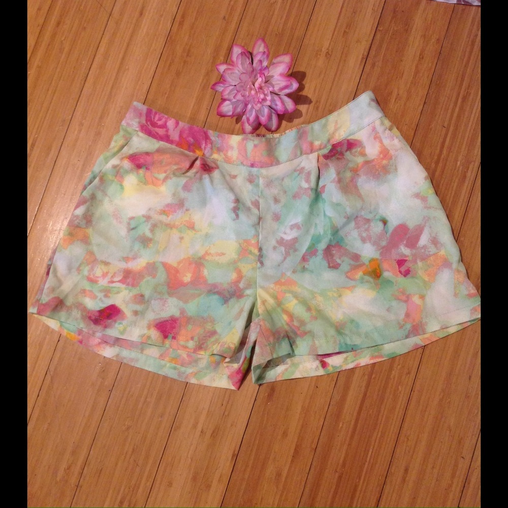 🔴True freedom  shorts size S🔴