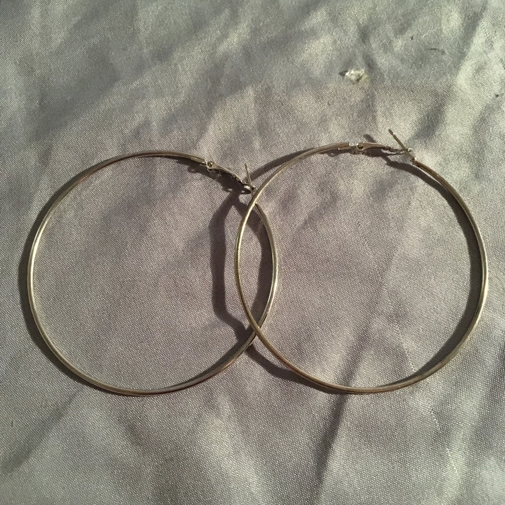 Hoop Earring Set - Picture 2 of 4