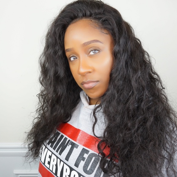Brazilian Loose Wave Lace Frontal Wig - Picture 2 of 4