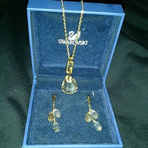 Swarovski necklace/earrings