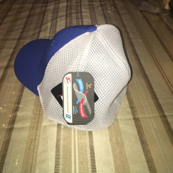 Hat - Picture 2 of 3