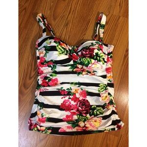 🌻Floral Tankini Top🌻