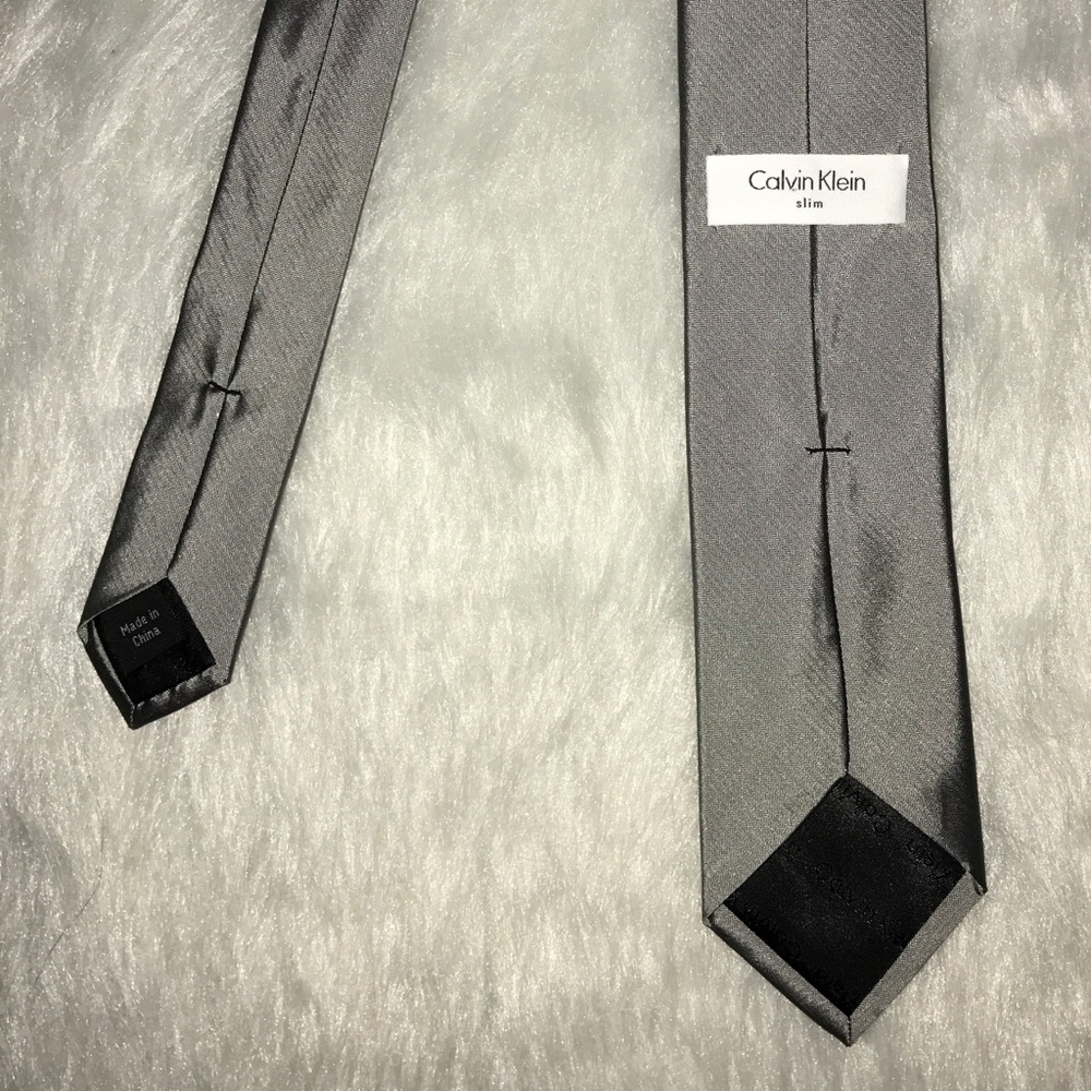 Calvin Klein Silver Tie