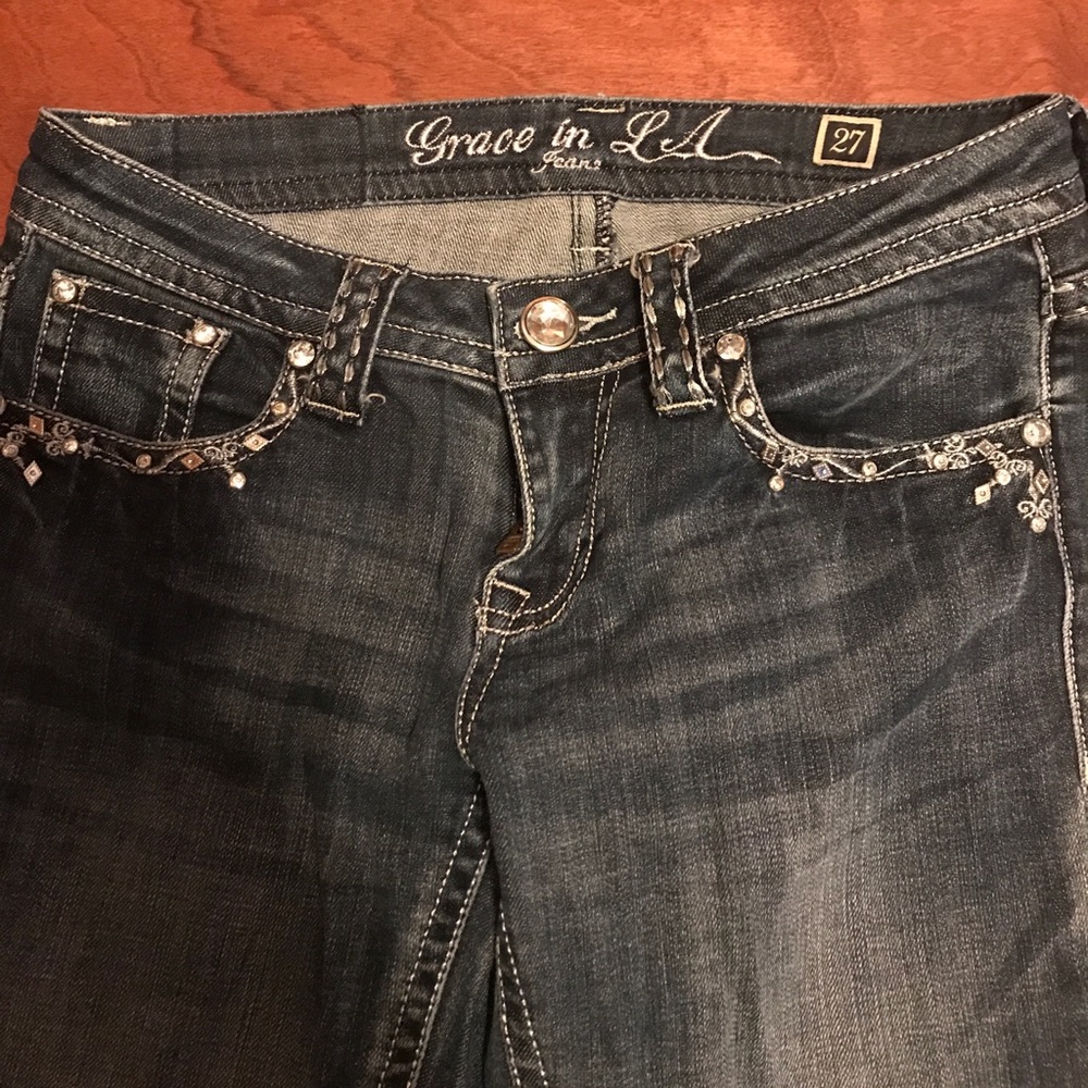 Elegant pockets grace in la