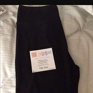 Lularoe black OS BRAND NEW