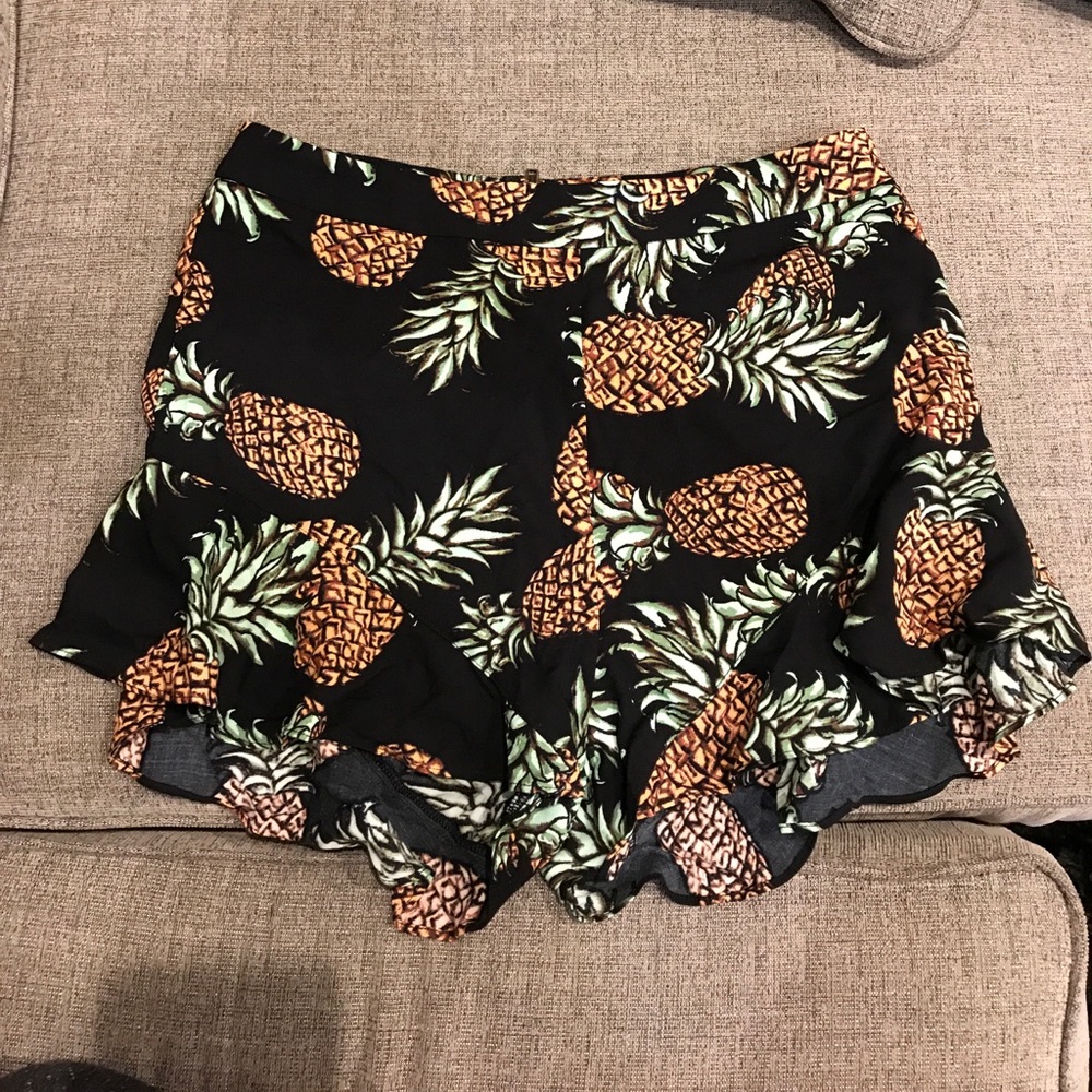 High waisted Material Girl pineapple ruffle shorts