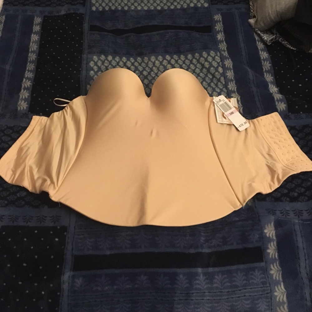 Nude seamless padded hidden wire bustier