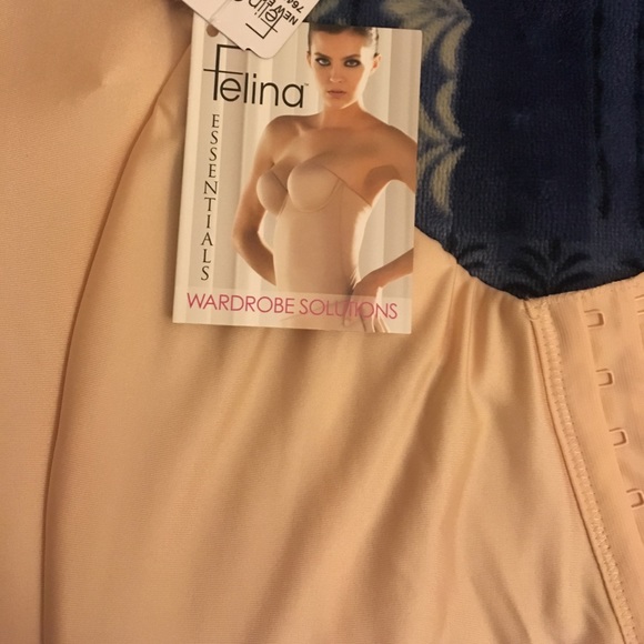 Nude seamless padded hidden wire bustier - Picture 3 of 6